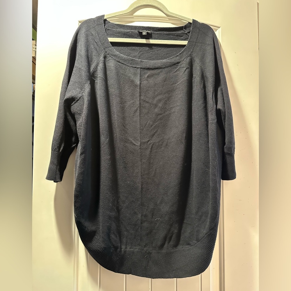 Black express sweater/ tunic